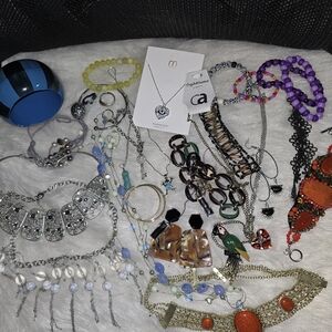 Jewelry lot, vintage, parrot very old bracelet some marked